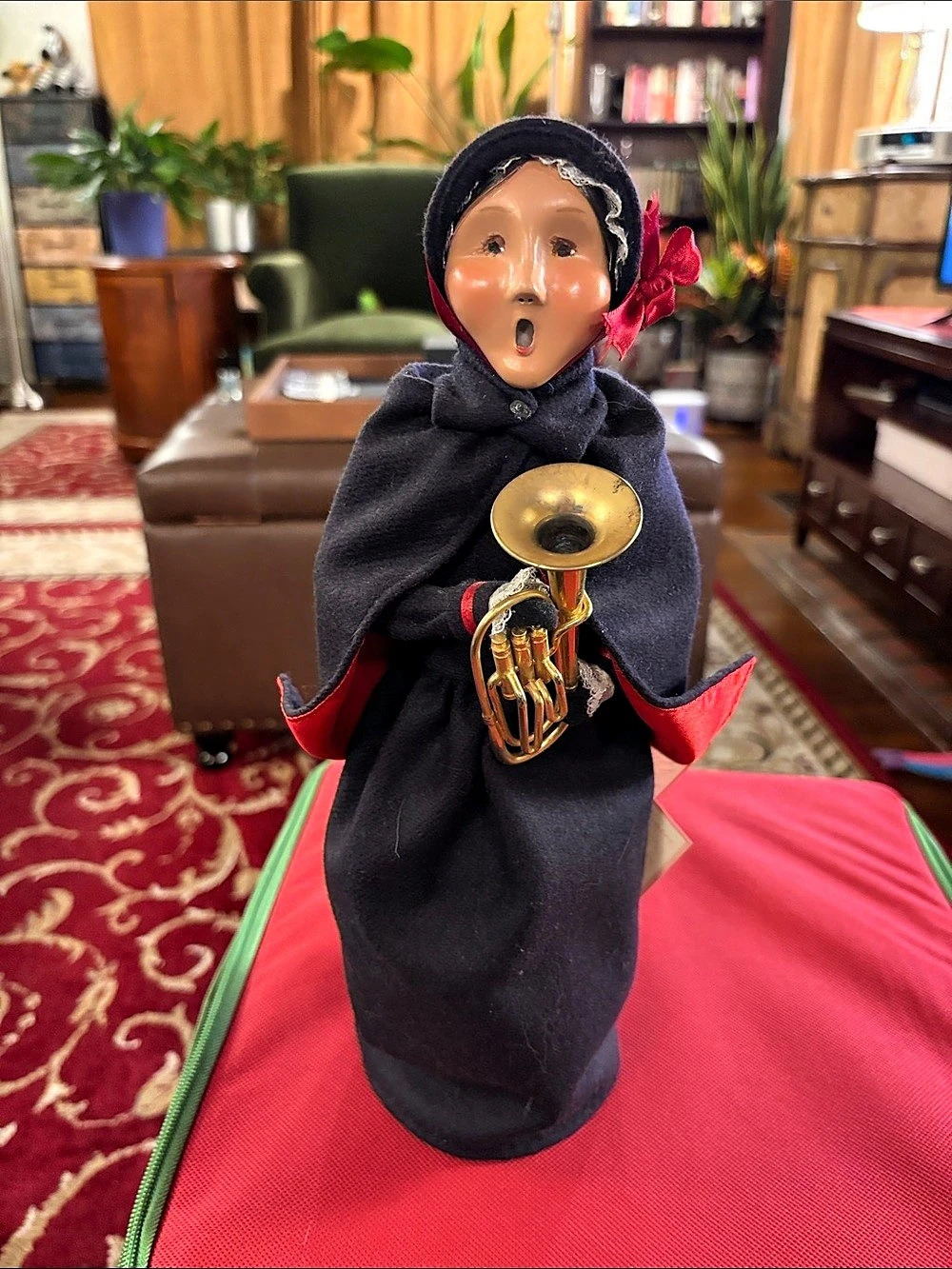 Byers' Choice Salvation Army Caroler Figurine Black & Red With Horn